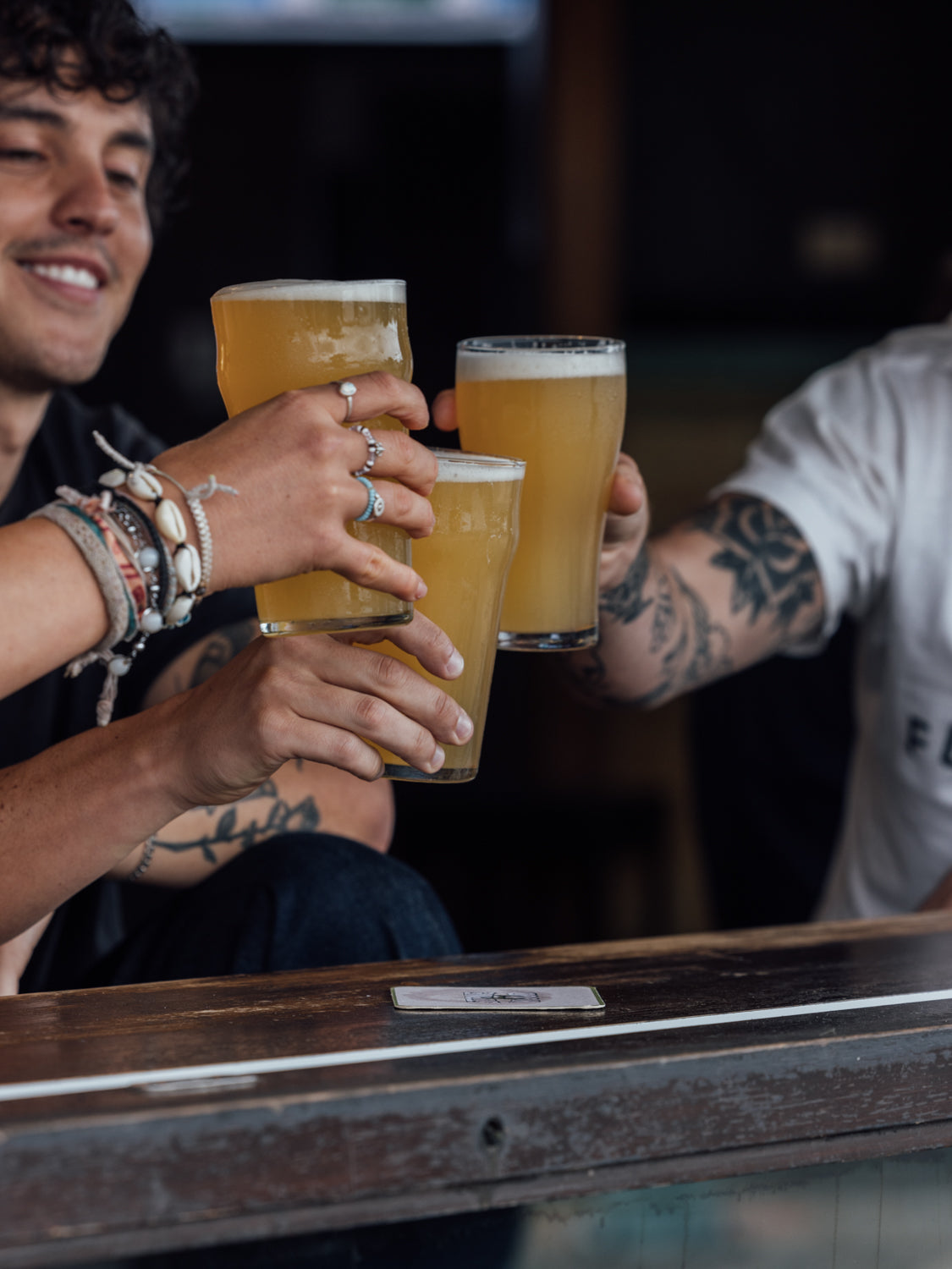 Our Guide to Australian Beer Sizes & Names – Stone & Wood Brewing Co